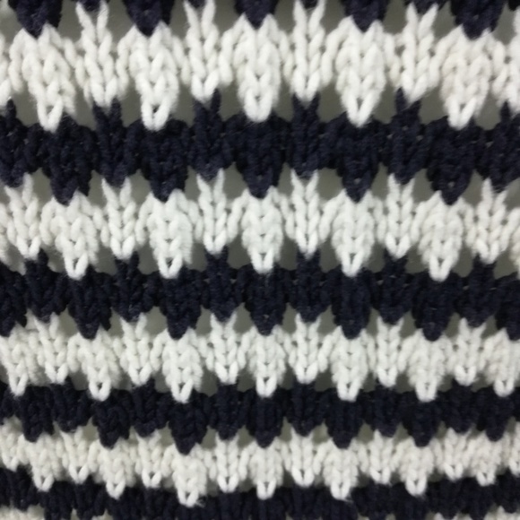 Ann Taylor Loft Factory Striped Sweater Size M - Picture 4 of 8